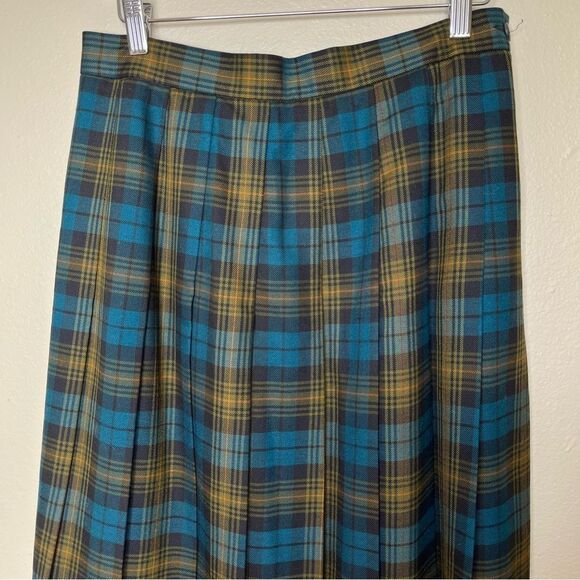 Vintage LL Bean Wool Blend Tartan Plaid Pleated Skirt Women Size 12 Blue Black - Picture 3 of 11